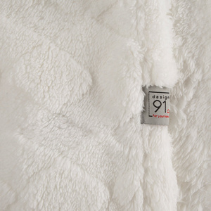 Blanket 150 x 200 Stamped Plush Nancy Cream