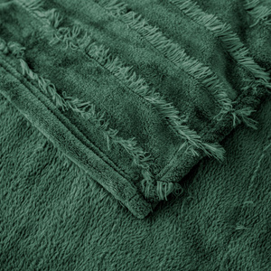 Blanket 200 x 220 Microfiber Embossed Yolanda 01