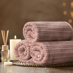 70 x 140 Bath Towel 480g/m2 Avinion1 Pudro