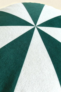 Pillow 38 x 38 Christmas Candy Green