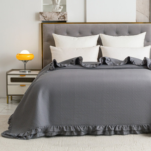 Quilted Bedspread 200 x 220 with Ruffle Rosella 01