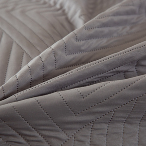 Quilt 220 x 240 Embossed Microfiber Zeynep 03