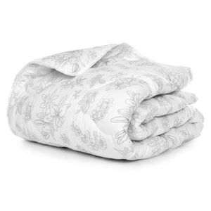 Lily 200 x 220 Anti-allergenic Quilt All Year Round