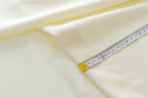 Tablecloth 140x220 Stainproof Classic Savio Cream