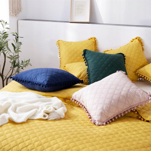 240 x 260 Quilted Two-Sided Pompoo Musthave Bedspread