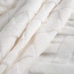 70 x 160 Plush Blanket Herringbone Caro Cream