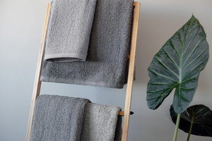 Otto Towel 70 x 140 400 g/m2 Cotton Pomegranate