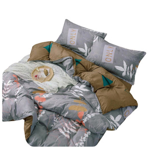 Bedding 200 x 220 3pc Satin Melita 498