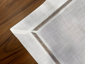 Stain-Resistant Tablecloth 140 x 280 with Lace Nela 549