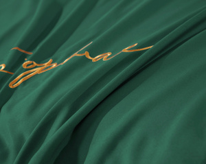 Bedding 160 x 200 4pcs with Embroidery Areta 01