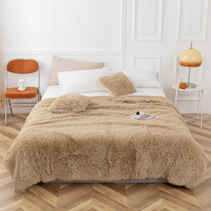 Blanket 150 x 200 Yeti Italian Furry Beige