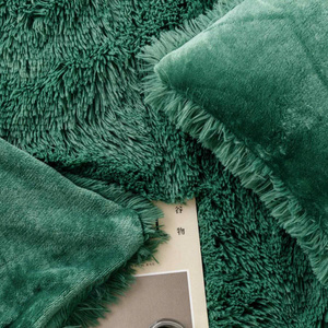 Blanket 70 x 150 Furry Italian Yeti Bottle Green