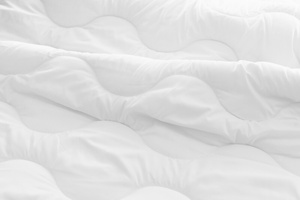 Quilt 135 x 200 Quilted All Year White Elias