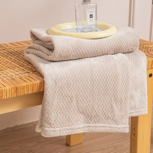 Plush 150 x 200 Microfiber Willy Beige Blanket