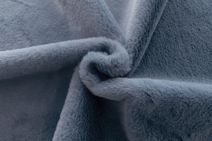 Rug 40 x 60 Soft Plush Fur Rabbit 108