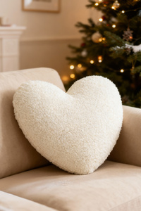 Pillow 44 x 36 Decorative Heart Boucle White