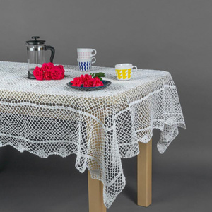 Tablecloth 140 x 350 Crochet Pattern 021 White