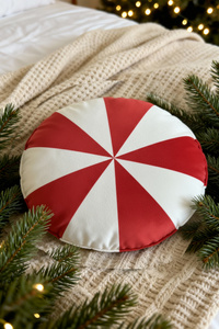 Pillow 38 x 38 Christmas Candy Red