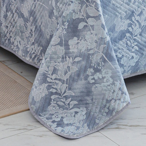 Cover 170 x 210 Embossed Microfiber Meric 02