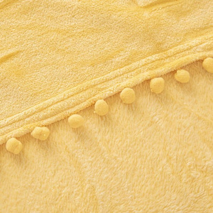 Blanket 150 x 200 Microfiber Pompie Pompoms Mustard