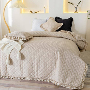 Bedspread 160 x 220 Quilted Double-sided Ruffy Beige