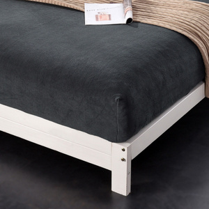 Bed sheet 220 x 200 with Eraser Plush Teddy Bear 02