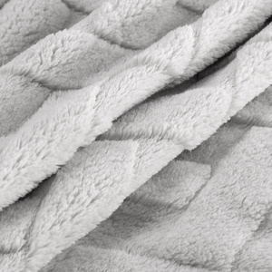 150 x 200 Plush Blanket Herringbone Caro Silver