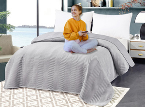 Bedspread 220 x 240 Embossed Velour Marieta 04