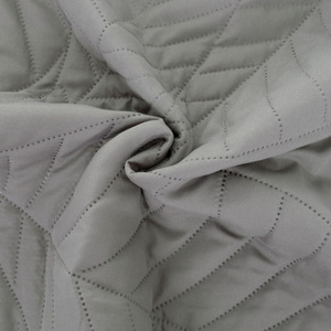 Quilt 170 x 210 Embossed Microfiber Corrado 01