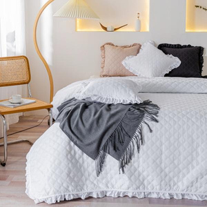 Bedspread 140 x 200 Quilted Double Sided Ruffy White