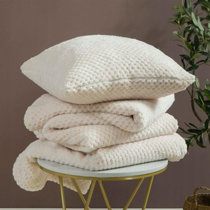 Blanket 200 x 220 Microfiber Jacquard Monte Cream