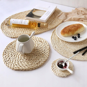 Pad fi 10 Decorative Wicker Bali Round