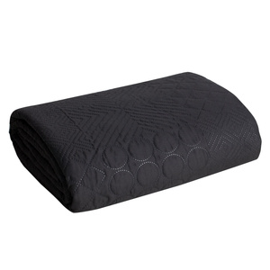 170 x 210 Quilted Decorative Bedspread Boni5 Black