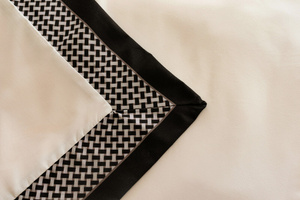 Bedding 140 x 200 2pc Single with valance Naomi 10