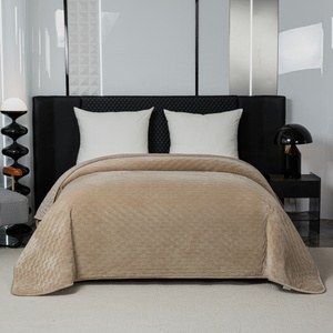 Quilt 200 x 220 Embossed Velvet Tommaso 09