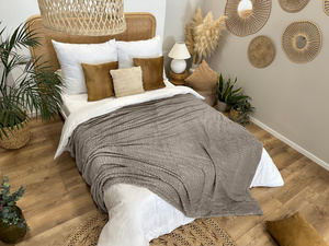 Blanket 160 x 200 Microfiber Embossed Plush Ala 3D Circles 03