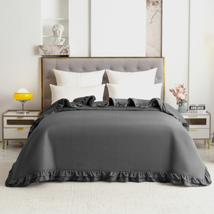 Quilted Bedspread 220 x 240 with Ruffle Rosella 06