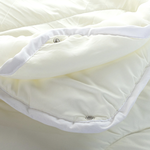 Quilt 180x200 Anti-allergenic Mery 4 Seasons 02