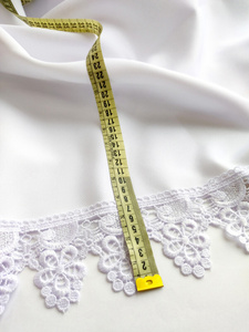 Stainproof Tablecloth with Guipure Lace White 160x400