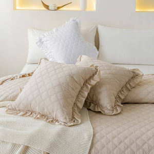 Bedspread 160 x 220 Quilted Double-sided Ruffy Beige