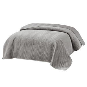 Bedspread 220 x 240 Embossed Velour Marieta 01