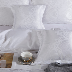 Bedding set 160 x 200 5 pieces Satin Embroidered AT006