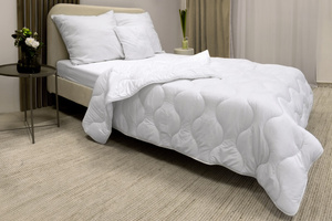 Quilt 135 x 200 Quilted All Year White Elias