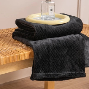 150 x 200 Plush Microfiber Willy Black Blanket