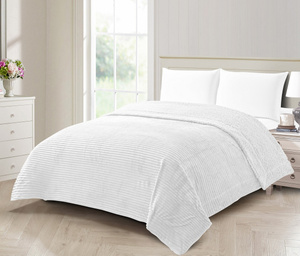 Capri White Reversible Bedspread 160 x 200