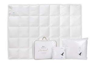 Natural Exclusive Royal Warming Quilt 135x200