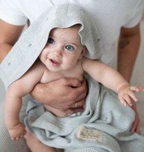 80 x 100 Children's Bamboo Blanket Accent 03