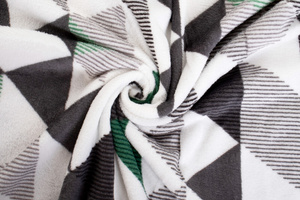 Blanket 160 x 200 Microfiber Pietro Triangles 03