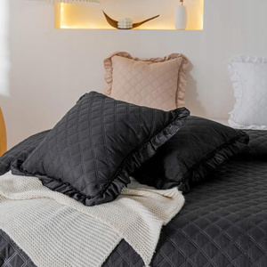 45 x 45 Decorative Quilted Pillowcase Ruffy Black
