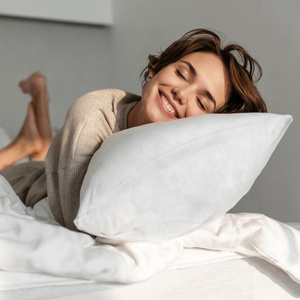 Amalia 50 x 70 Fleece Silicone Pillow Insert